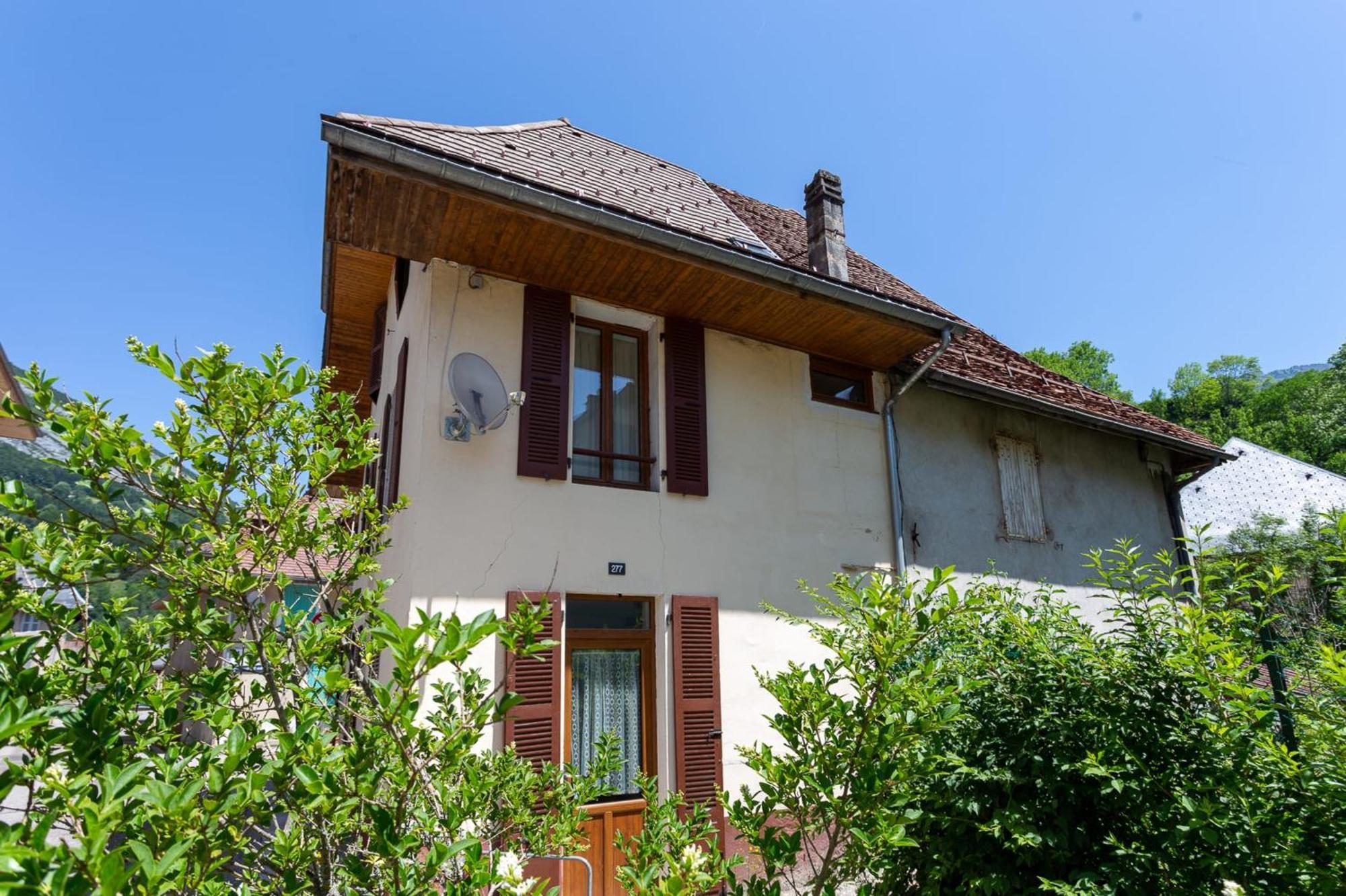 Maison De Village A St Pierre D'Entremont Saint-Pierre-dʼEntremont Exteriör bild